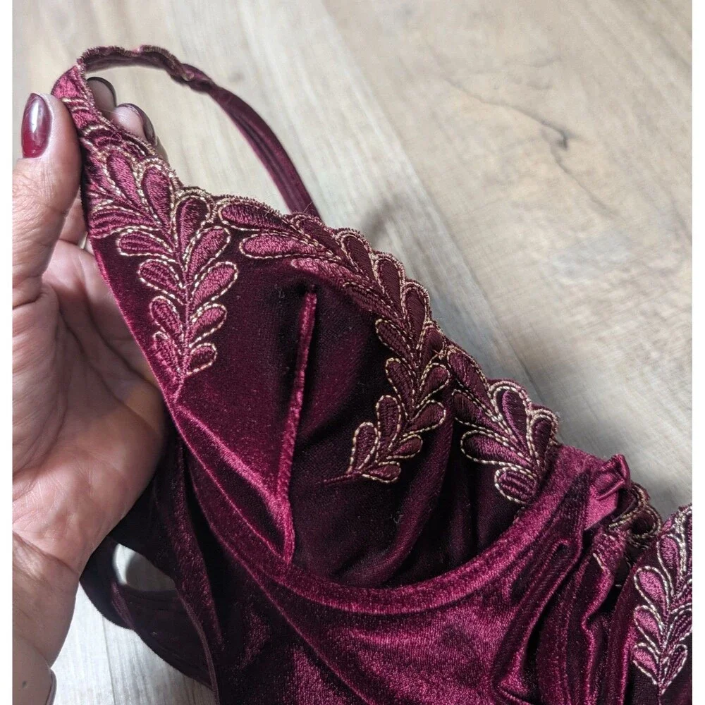 Vintage Y2K Victoria’s Secret 34B Velvet Bodysuit Burgundy Gold Underwire Thong